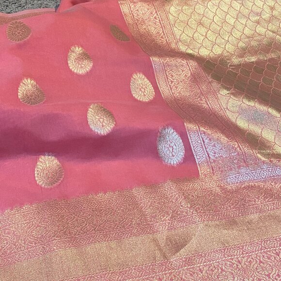 Soft Banarasi Saree in Pastel Pink with Rich Zari Border & Pallu Boutique - Picture 1 of 15